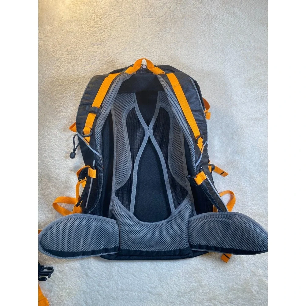 Coleman Kaver 25L Hiking Backpack Black & Orange